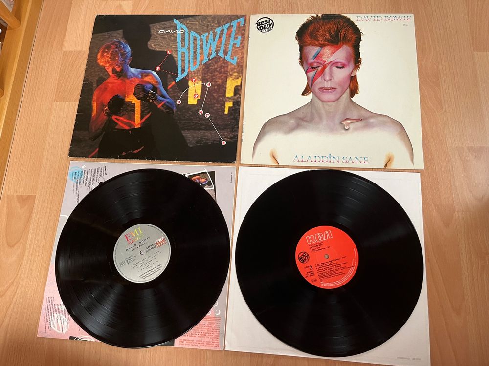 David Bowie - 2 kultige Vinyl Alben (Gebraucht) in Giebenach für CHF 20 ...