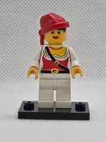 LEGO Pirates pi058 Pirate Female, White Legs, Red Bandana