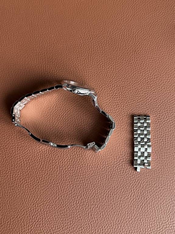 Tissot Orologi: Montre Tissot Carson 30mm – Usato da Lausanne venduto da anc_hds7 2