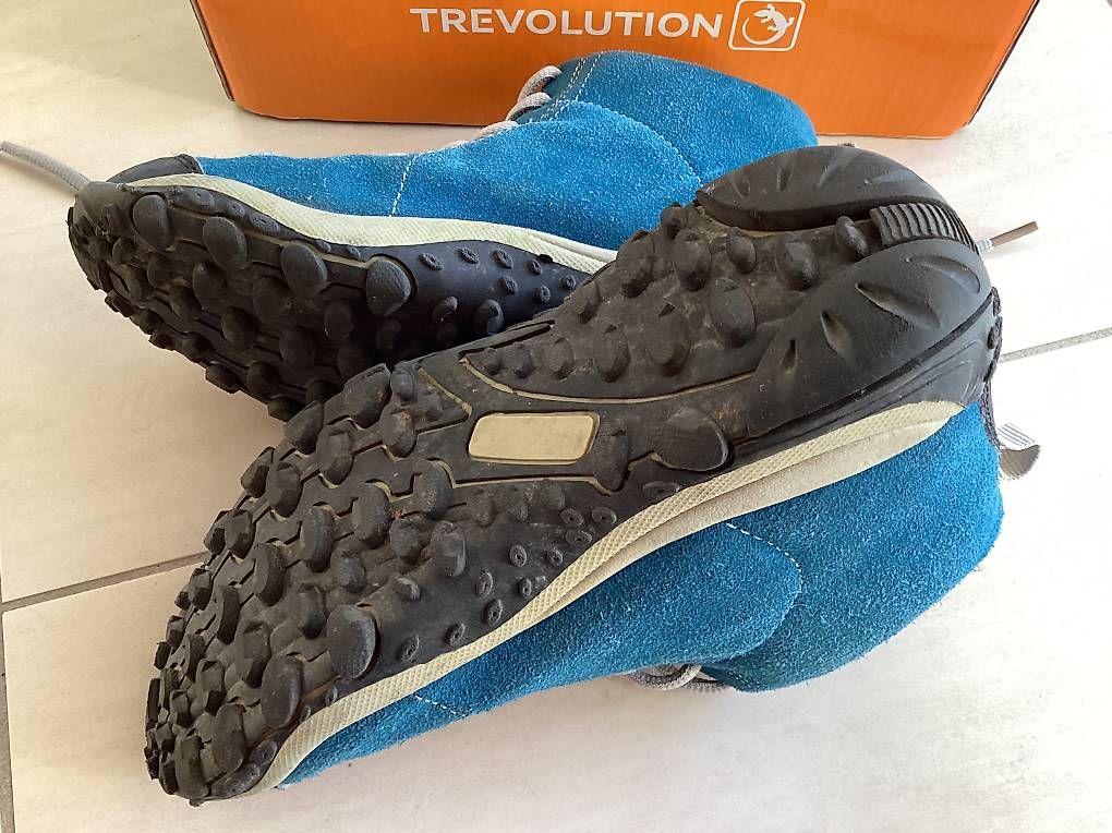 Scarpe per ragazzi: Chaussures de marche Trevolution taille 35 – Usato da Prangins venduto da ann_5ngr 1