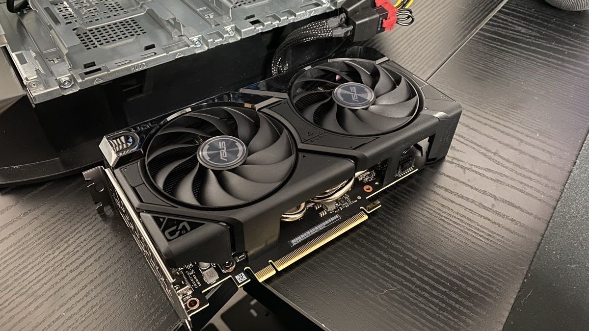 Alienware PCs: Alienware Aurora R11 /  I7 / 32 Gbyte RAM / RTX4070 Super – Gebraucht aus Muhen von  5