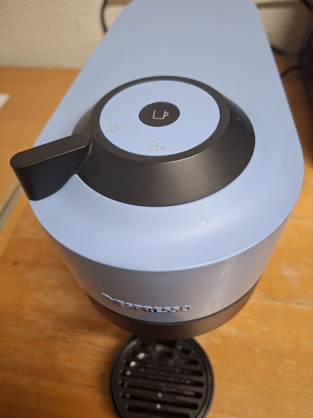 Nespresso Kaffeemaschinen & Espressomaschinen: Nespresso Maschine Neuwertig  – Gebraucht aus Gümligen von Rexi0 2