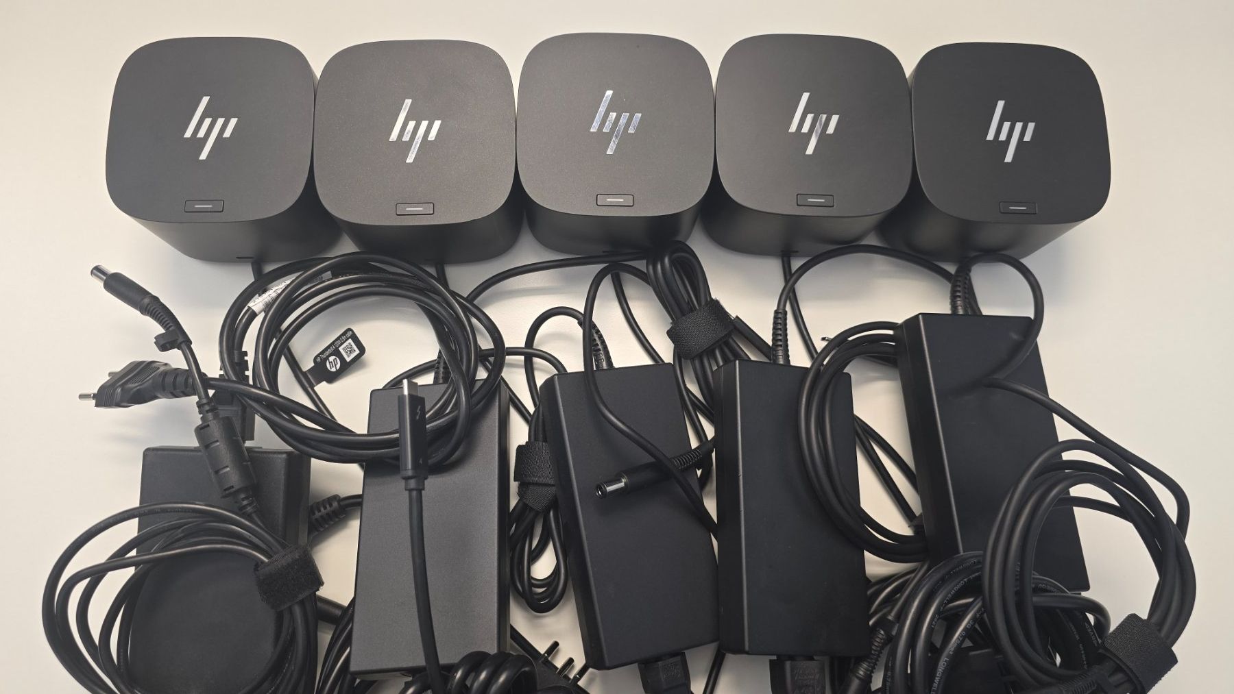Hewlett Packard Docking station: HP Thunderbolt Dock 120W G4 – Usato da Winterthur venduto da GreenSkyline