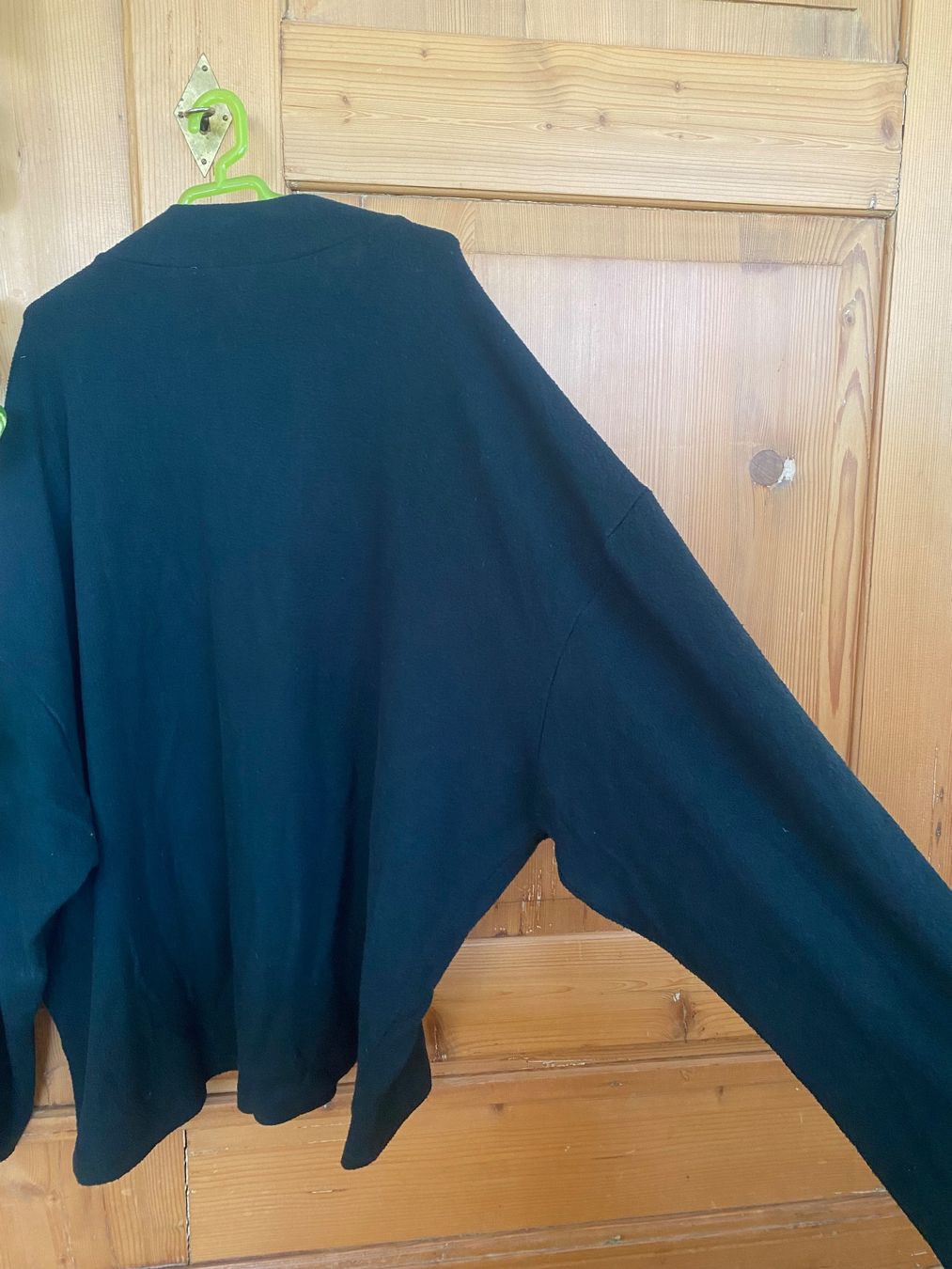 H&M Pullover & Sweatshirts: Dunkelgrüner Pullover Gr. M – Gebraucht aus Riedholz von lenibeni03 1