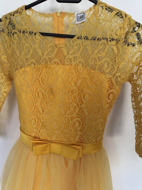 Robes et jupes: Prinzessinenkleid (140) – D'occasion à Bern par cpiller01 1