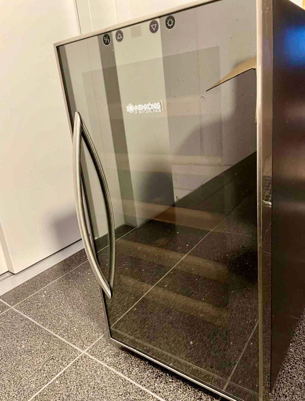 Frigoriferi: Weinkühlschrank Sonnenkönig – Usato da Kriens venduto da Big_leo
