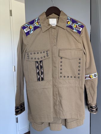 Pinko Jacke, Khaki, Gr. 34, mit Nieten und Stickerei ✨