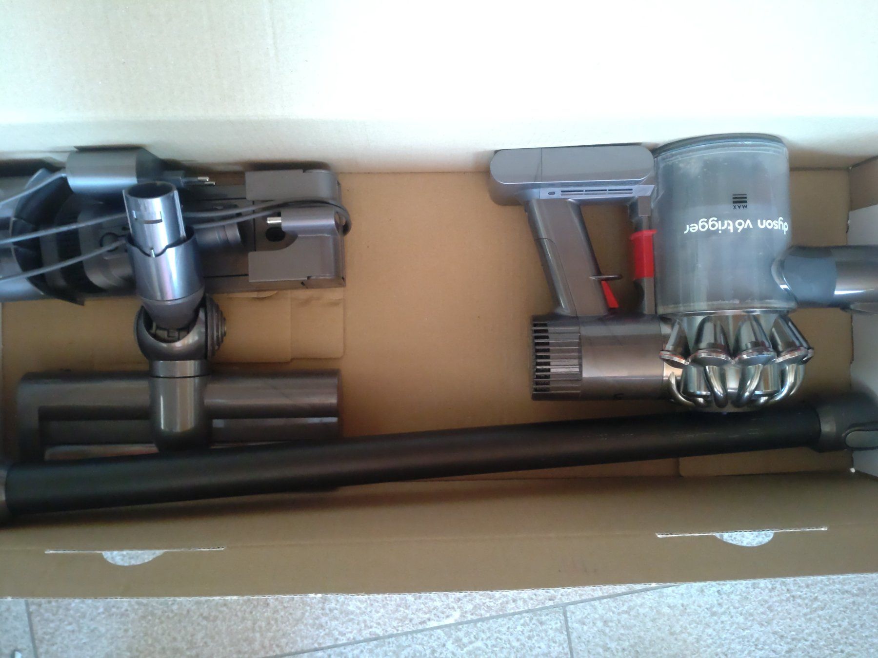 Dyson Aspirateurs & Accessoires: Aspirateur à main Dyson V6 Trigger – D'occasion à Vétroz par DahuShop 3