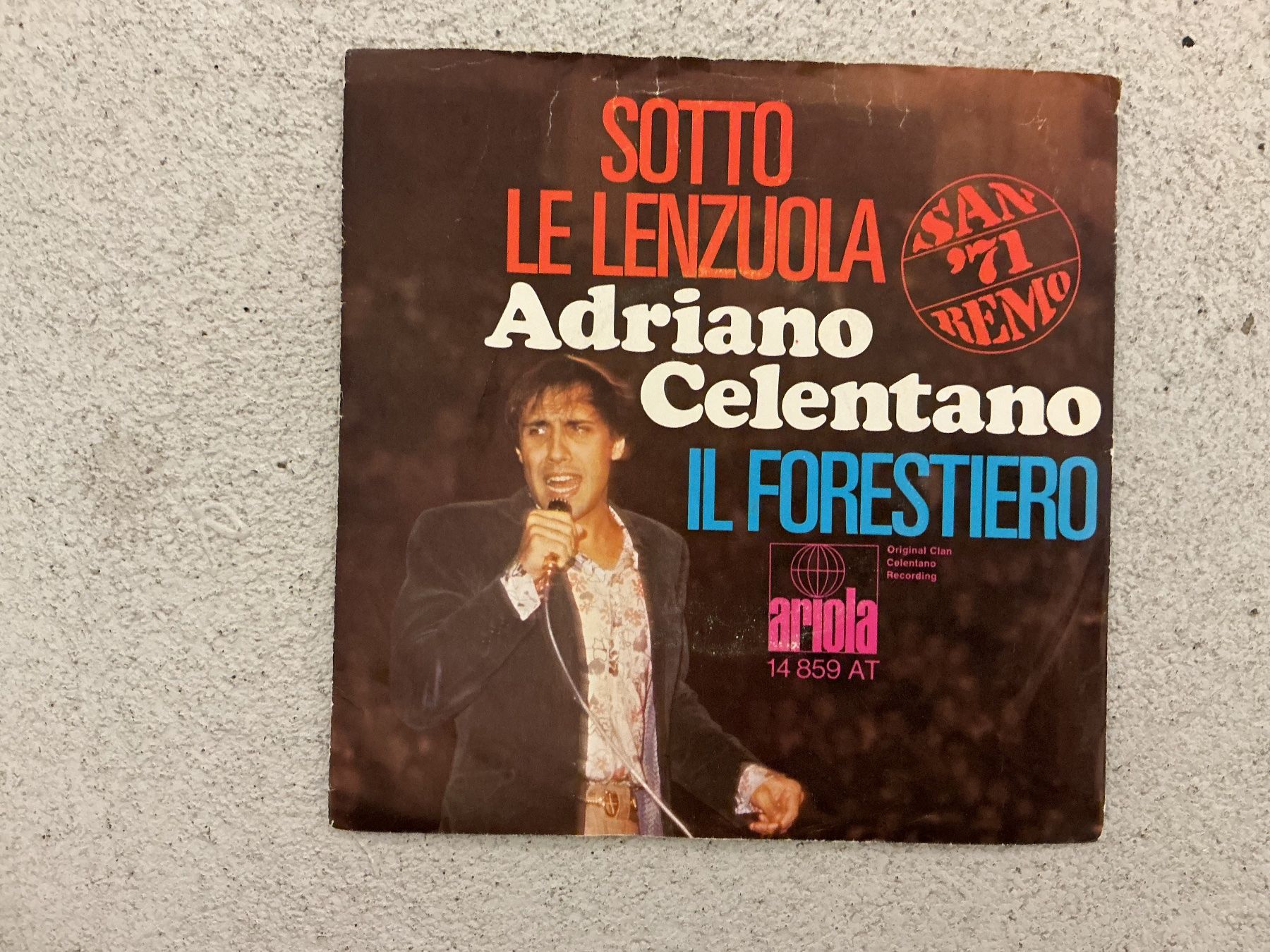 Dischi in vinile: Adriano Celentano Single Le Lenzuola (VG+) – Usato da Winterthur venduto da Tumko_7_Vinyl