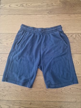 Sommerliche dunkelblaue kurze Hose, Grösse 164, top Zustand