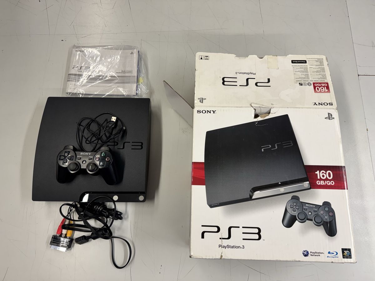 Sony Console: Sony PlayStation 3 160GB mit Controller und Kabeln – Usato da Rothenthurm venduto da YT- 1