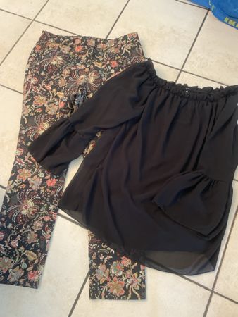 Neue Hose H&M geblümt  und Blusenshirt Gr. 42 