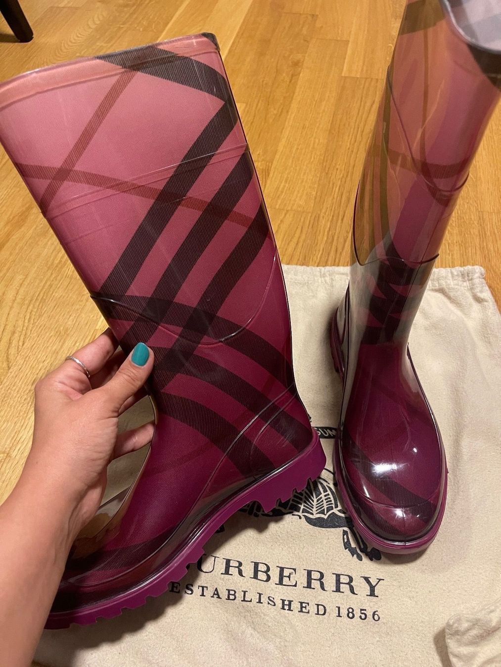 Burberry Scarpe da donna: Burberry boots – Usato da Reinach BL venduto da K.zh.A 1