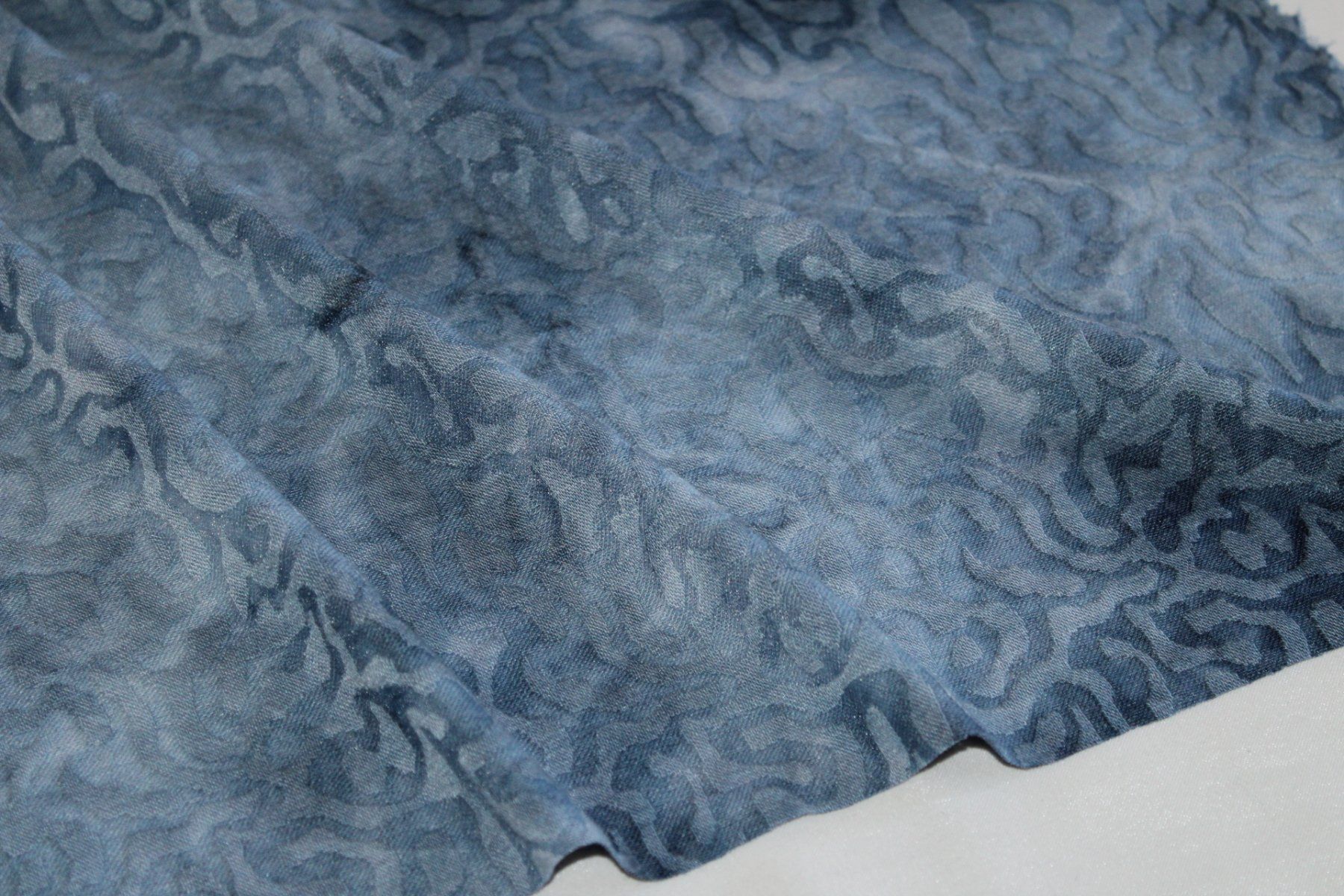 Tessuti: Stoff Jacquard-Jersey jeansblau – Nuovo (secondo la descrizione) da Obfelden venduto da solomon111