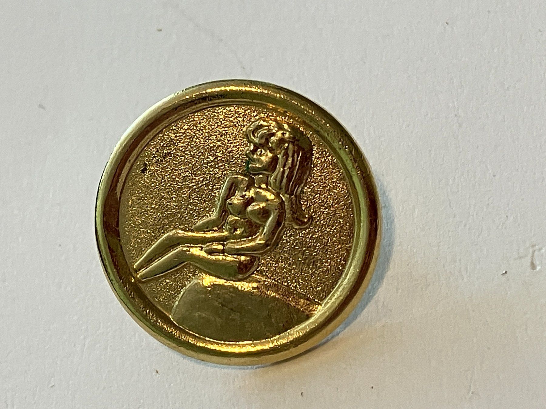 Placchette & Badge: 1 Pin Jungfrau Sternzeichen – Usato da Basel venduto da djwwpp