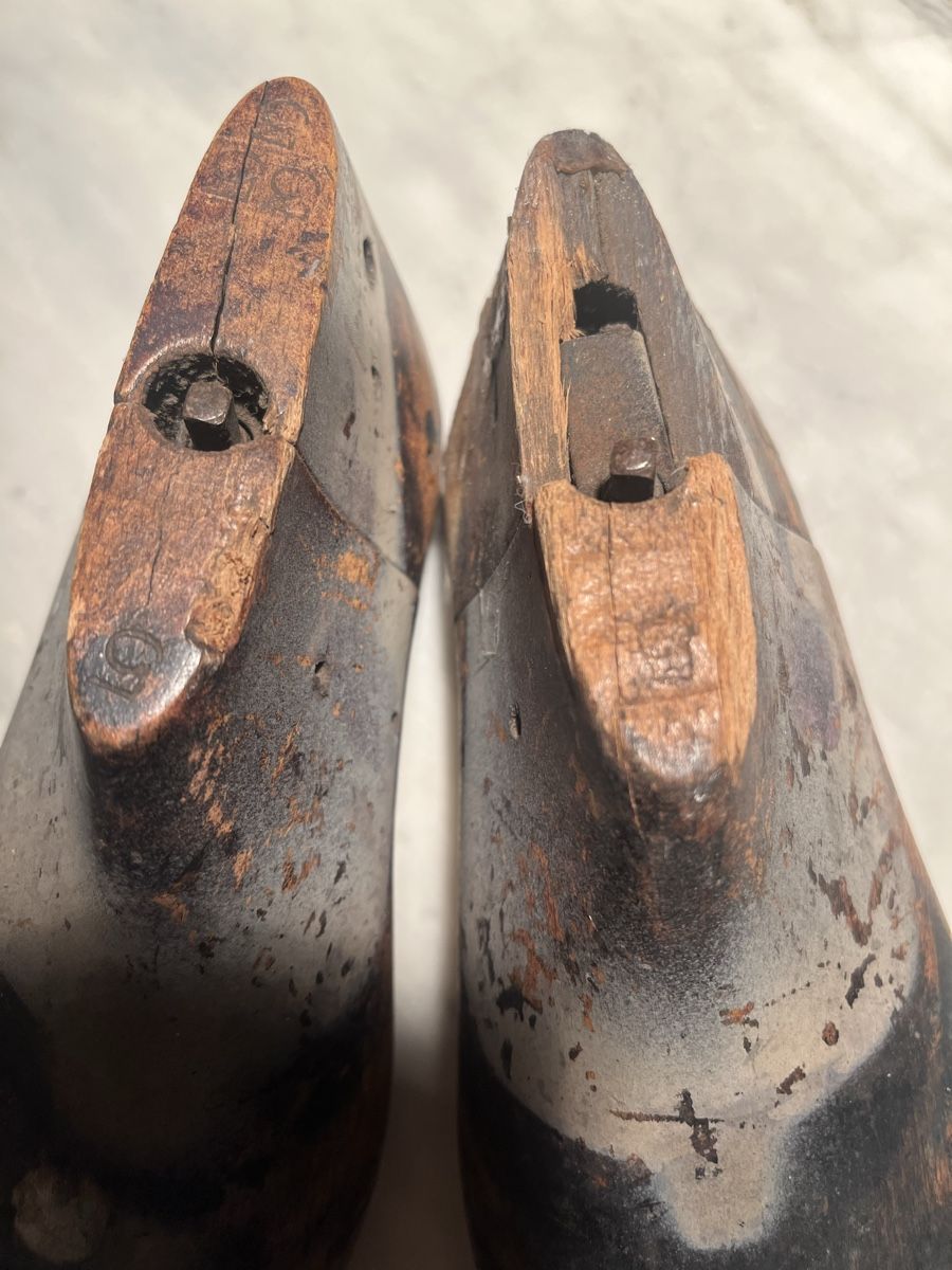 Scarpe da donna: Damenschuhleisten Holz – Usato da Rorschacherberg venduto da Artmaru 4