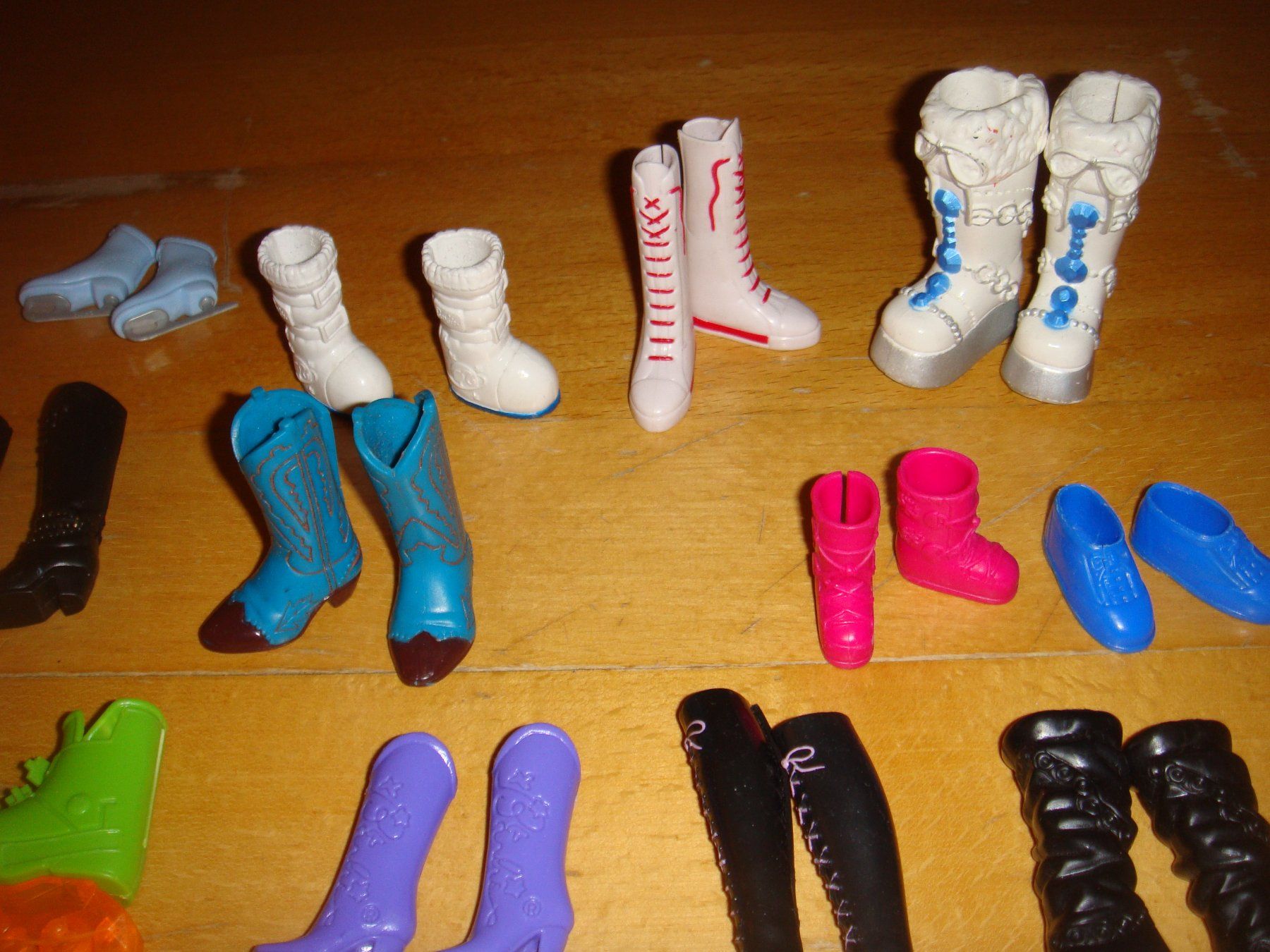 Bambole: Barbie Schuhe viele – Usato da Reinach BL venduto da Maryichbins 4