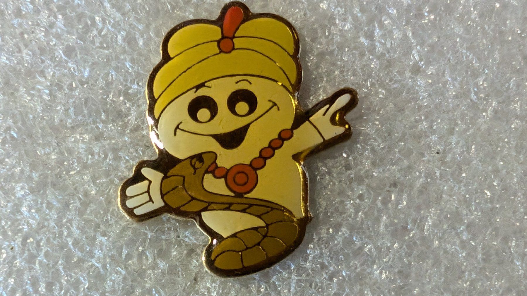 Placchette & Badge: Ansteckpin 225: Maga Bio – Usato da Oppligen venduto da Pin-Fall-Shop