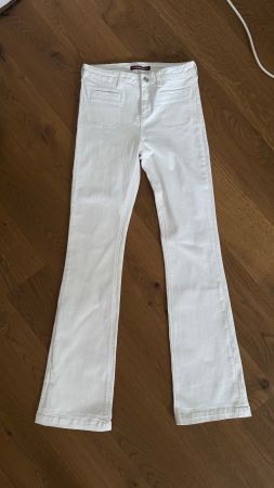 Comptoir des Cotonniers weisse Damenjeans Bootcut Gr. 36