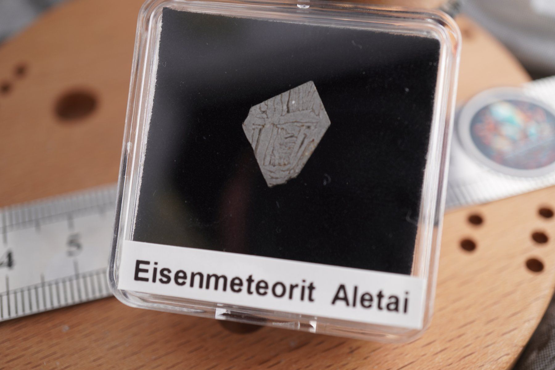Mineralien & Heilsteine: Eisenmeteorit Scheibe   Aletai    Ab 1.- – Neu und originalverpackt aus Eschenbach SG von topstone 1