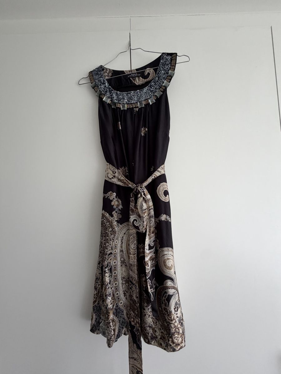 Vestiti: Kleid ana alcazar  – Usato da Uitikon-Waldegg venduto da Sablink