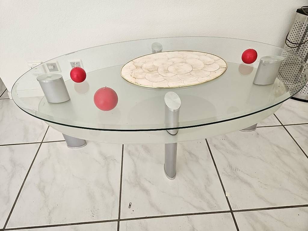 Tavoli: À donner ! Table ovale en verre – Usato da Massongex venduto da noyane