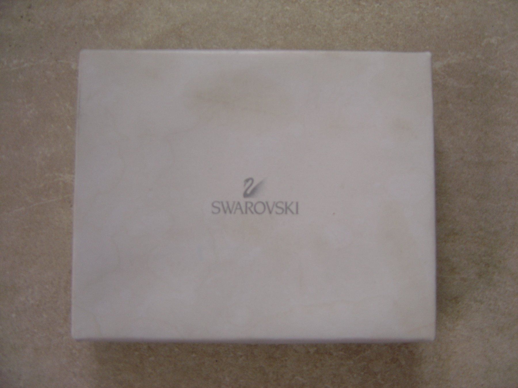 Swarovski Tutte le decorazioni: 3 Röhrchen mit Swarovski Steinchen – Usato da Rottenschwil venduto da chnoblipress