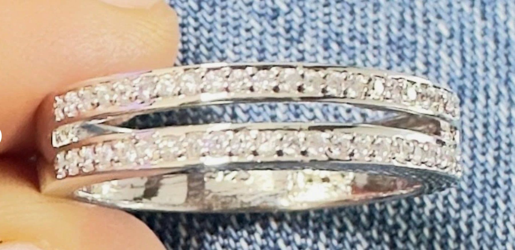 Bagues: Moissanite Double Row Band Ring size 60 – Neuf avec emballage d'origine à Genève par AWWA