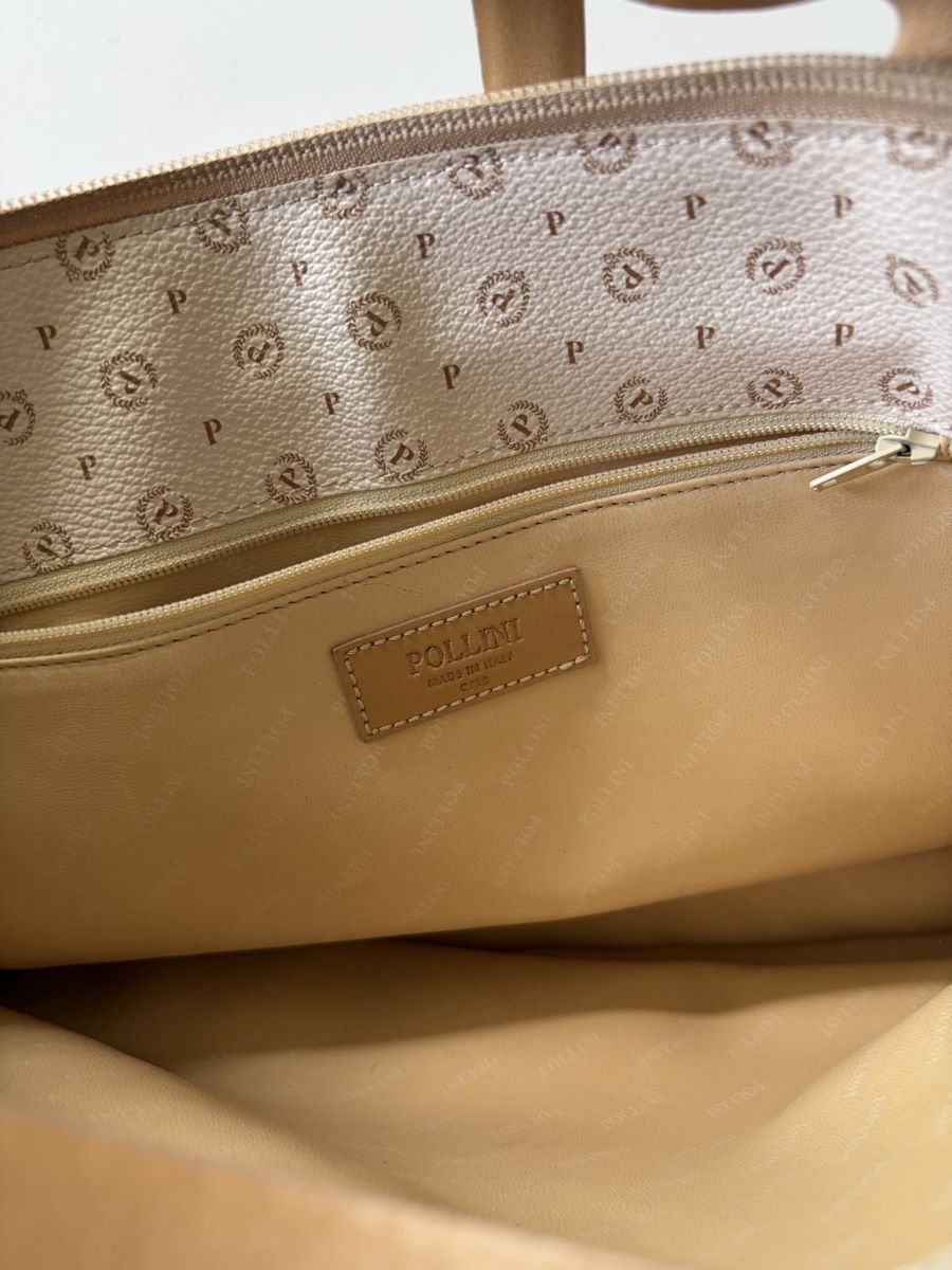 Sacs femmes: Schultertasche Pollini Monogramm - Gute Zusta – D'occasion à Zürich par manueldnl 2