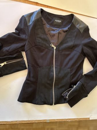 Coole GUESS Jacke ORIGINAL Lederimitatsstellen Gr. XS