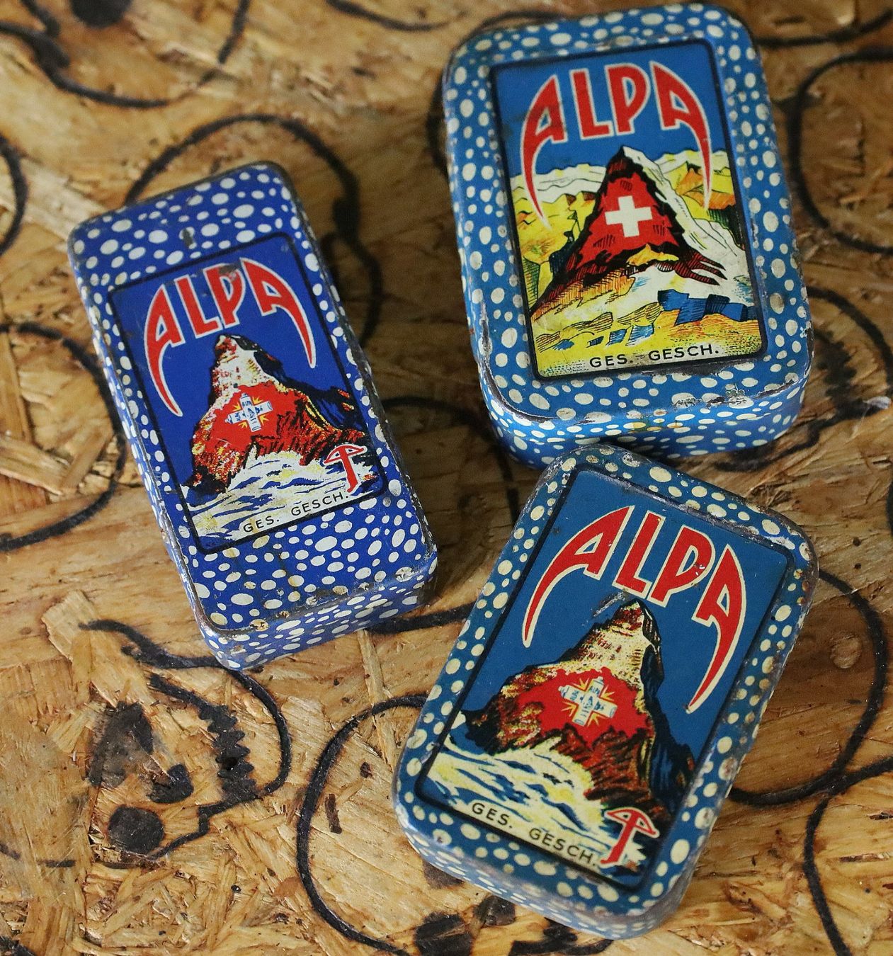 Alle Dekorationen: 3x Blechdose, Dose "Alpa" Matterhorn – Gebraucht aus Birrwil von brandschatz_birrwil