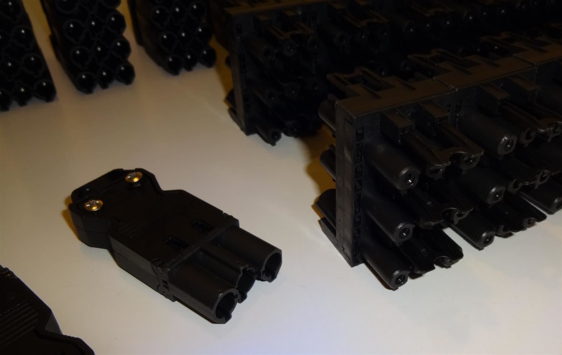 Elektronikbauteile: Wieland Stecker und Verteilerblöcke Set! – Neu (gemäss Beschreibung) aus St. Gallen von WWL 4