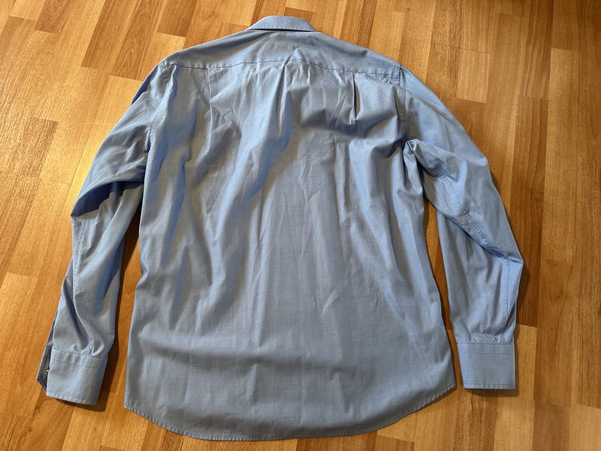 Hugo Boss Camicie: BOSS Hemd, Grösse 41/16, hellblau, einf. Brustweite 61 cm – Usato da St. Gallen venduto da mai_2lcj 2