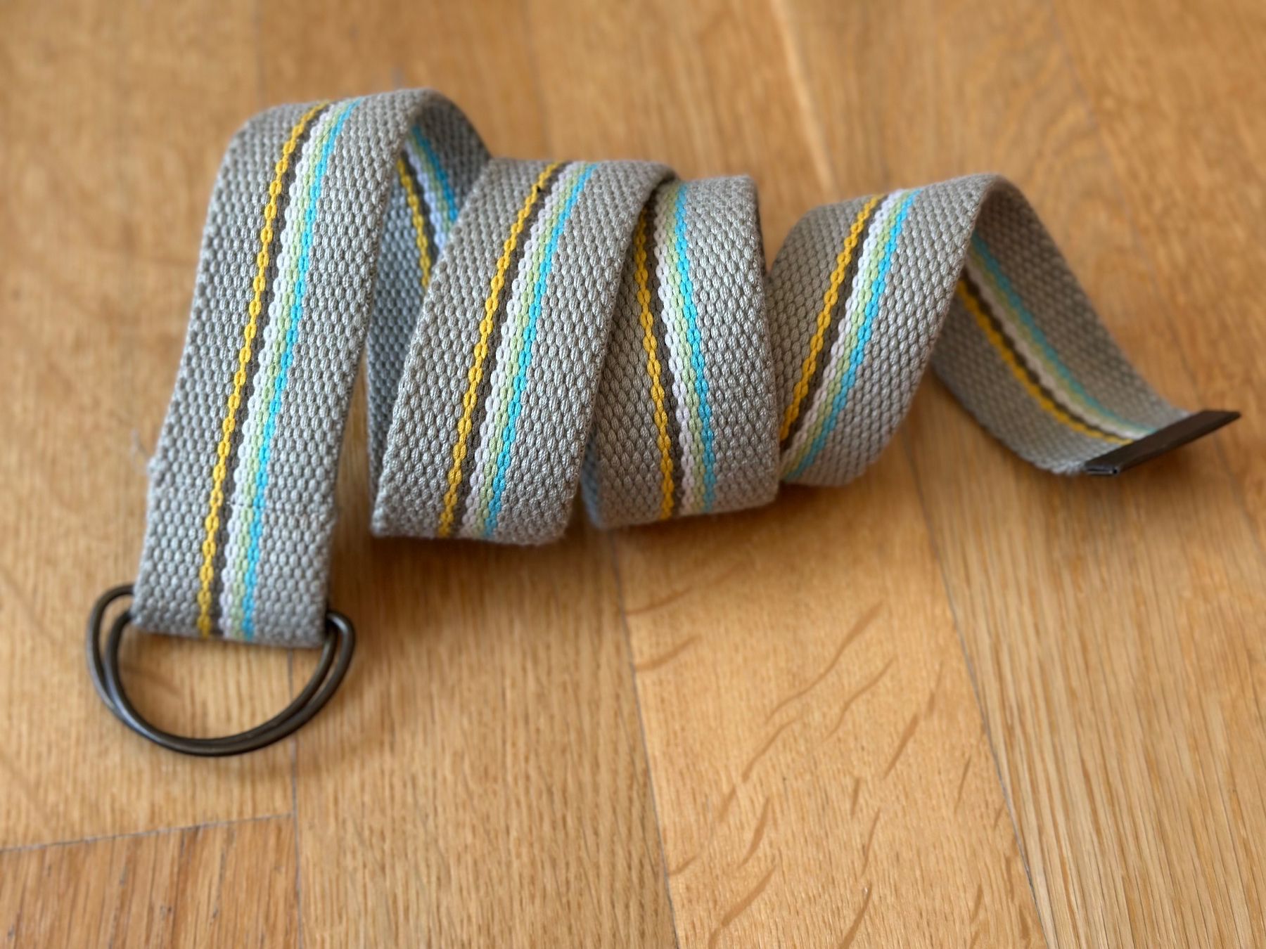 Gürtel: Gürtel grau/bunt Stoff (Gurt) 85 cm – Gebraucht aus Rothenburg von wer_g9fd 1