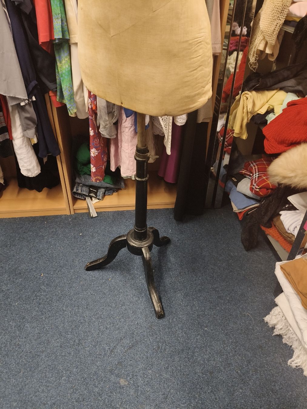 Sonstige Dekorationen & Accessoires: Schneiderpuppe Grösse 42 – Gebraucht aus Zwingen von inf_2blh 4