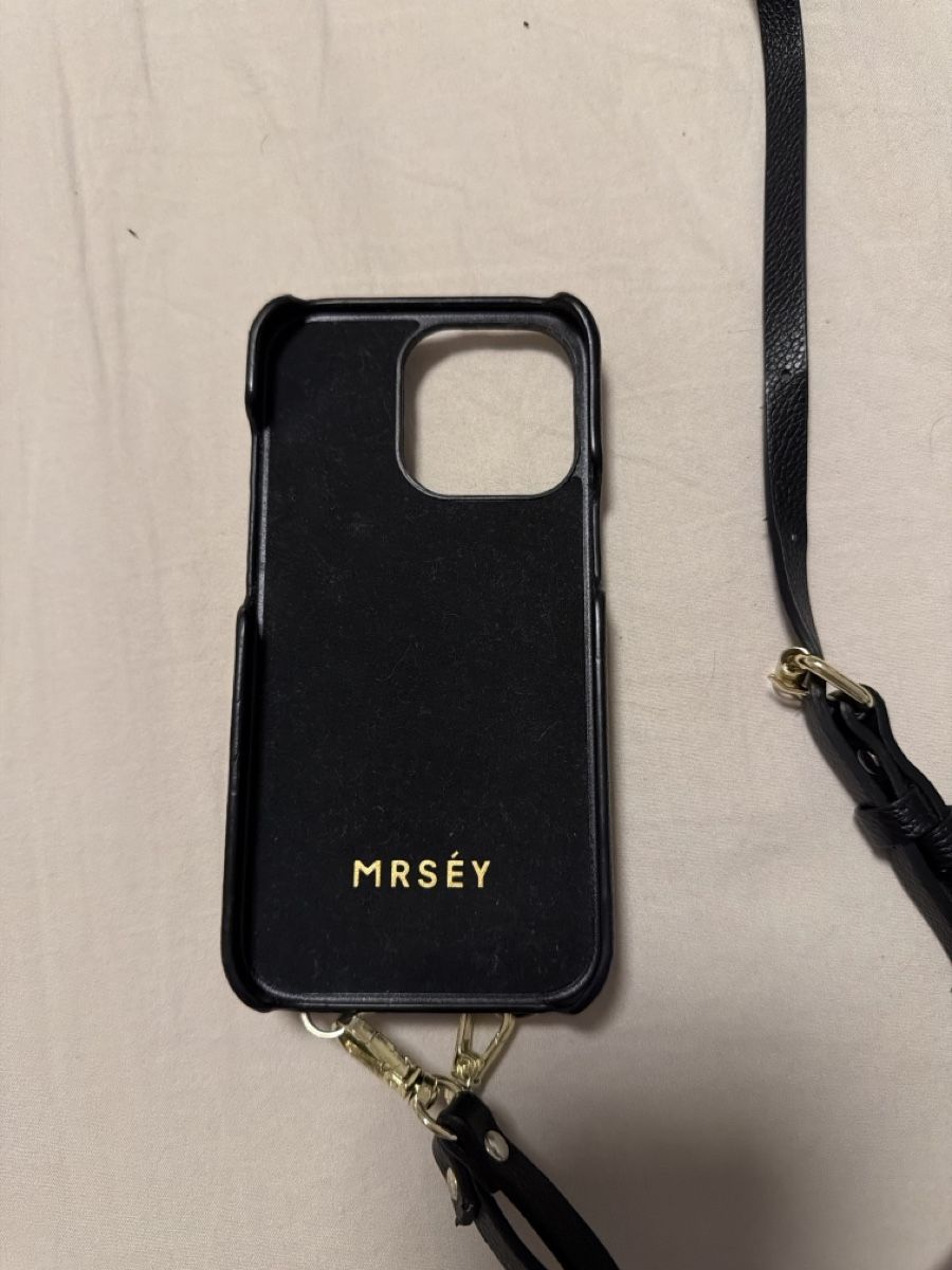 Mrséy Covers & Schutzfolien: MRSEY Iphone 13 pro – Gebraucht aus Dübendorf von cas_ 1