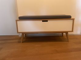 Sitzbank / Fernsehmöbel