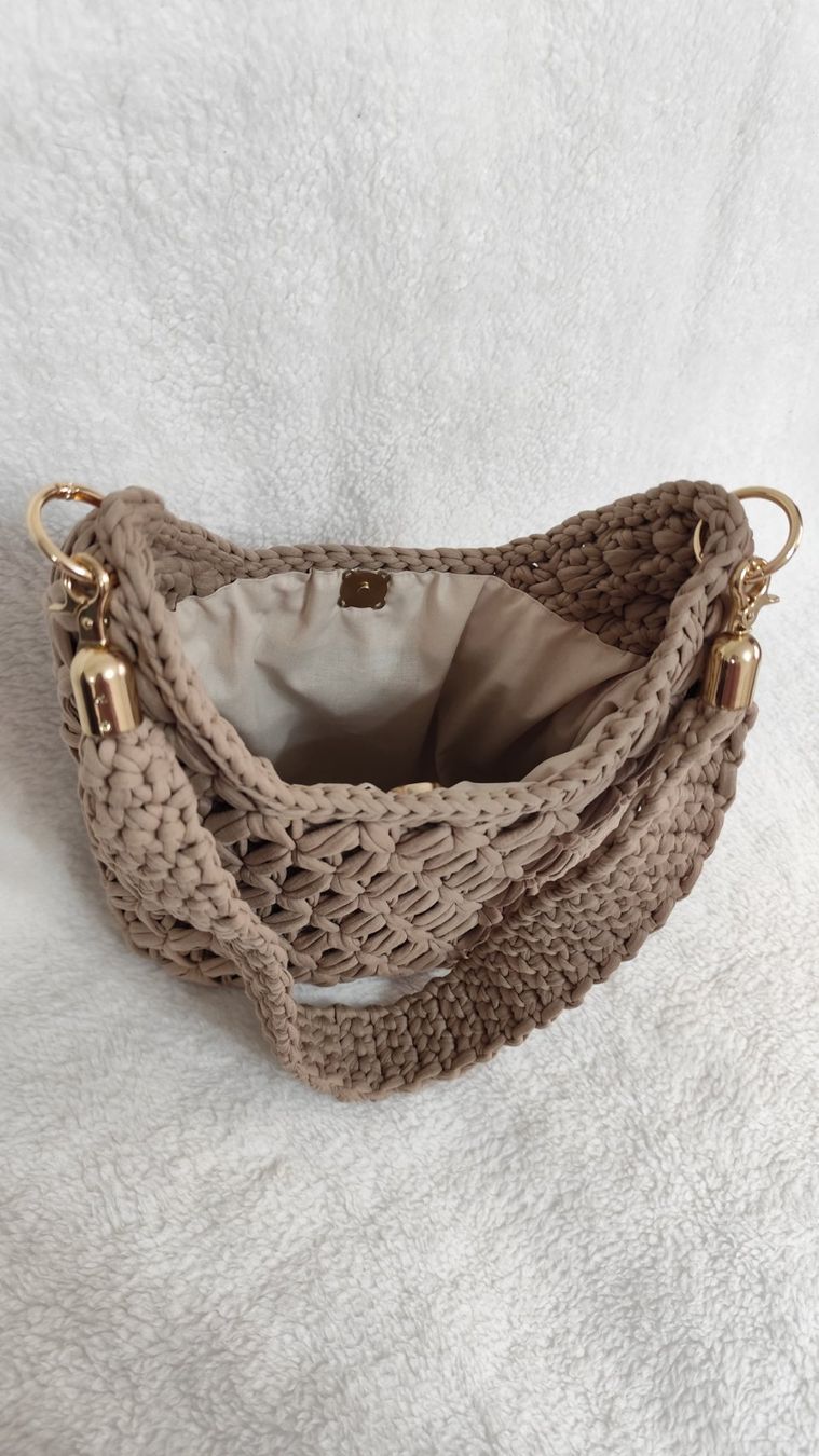Borse da donna: Handgefertigte Häkeltasche – Nuovo (secondo la descrizione) da Kaltbrunn venduto da gurlukhandmade 3