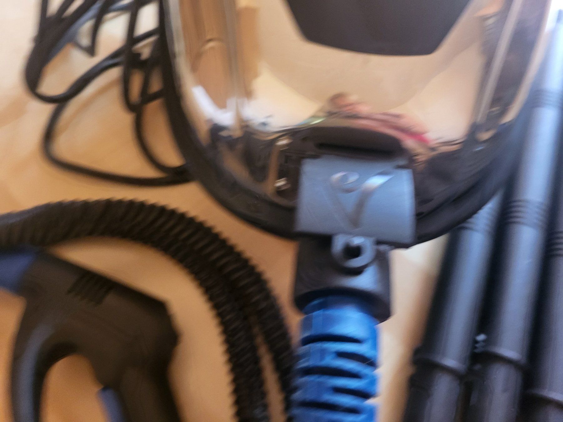 EV International Pulitori a vapore: EV Atlantis Dampfreiniger – Usato da Laupersdorf venduto da MelRo 5