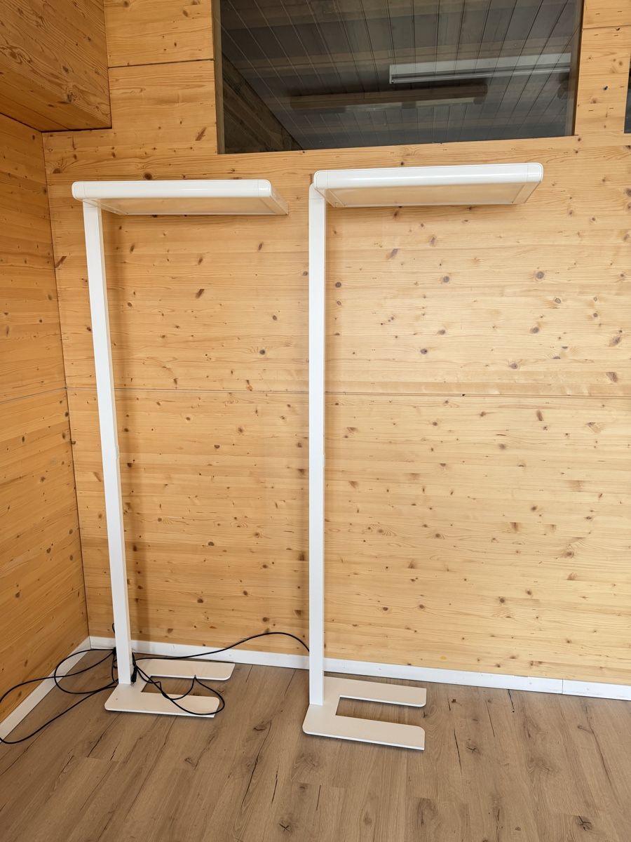 Zumtobel Lampade: Zumtobel CAPA-S PR Stehlampe ab 1.- – Usato da Grenchen venduto da Design-Outlet 2