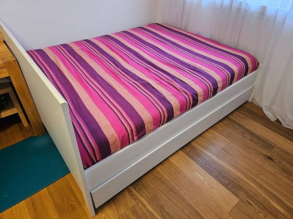 Ikea Letti: Bett 200x160 – Usato da Küssnacht am Rigi venduto da Rigi87