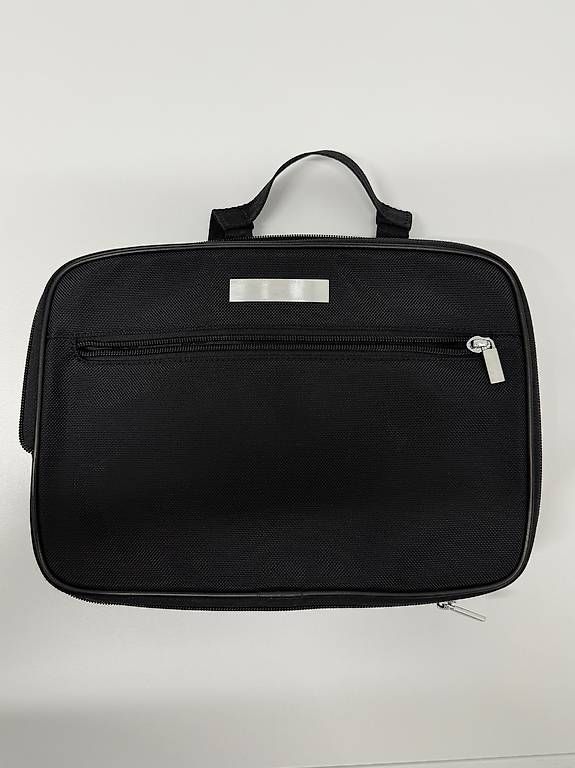 Porsche Custodie per cosmetici: Porsche Design P2000 Necessaire – Usato da Klosters venduto da fr_nz 3