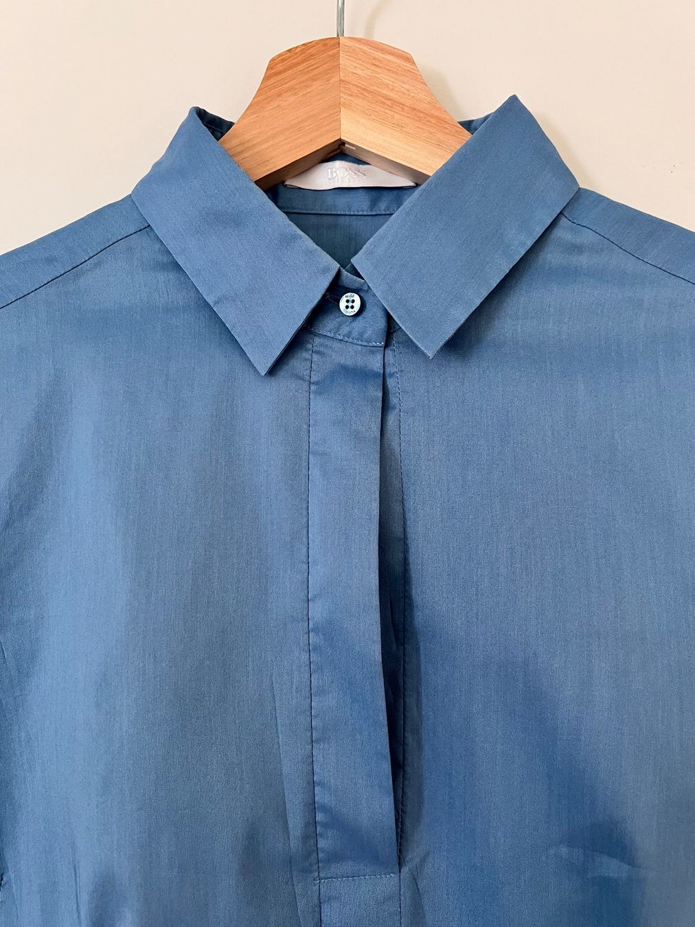 Hugo Boss Chemisiers: Damen Hugo Boss Hemd – D'occasion à Zürich par Mel_Meli 3