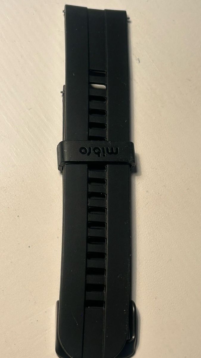 Bracciali & Braccialetti: Silikonarmband für eine Fitbit Smartwatch – Usato da Münchenstein venduto da einElement 2
