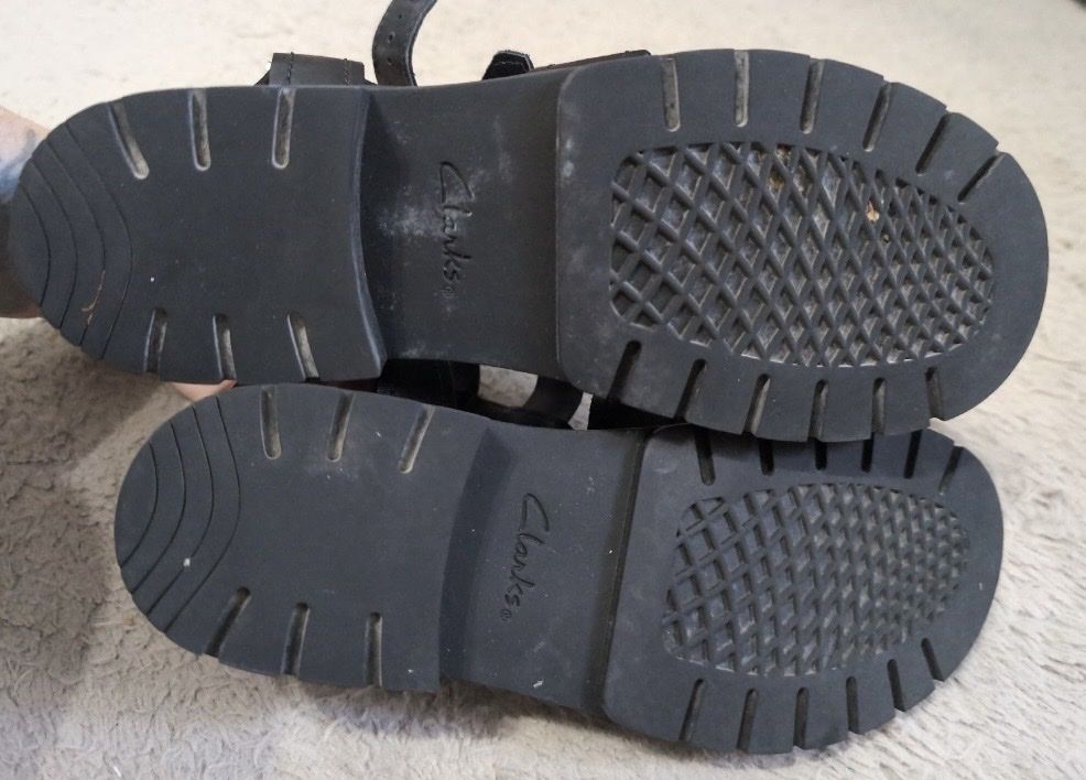 Clarks Scarpe da donna: Clarks Gr. 39.5 Leder schwarz – Usato da Rotkreuz venduto da zisii 1