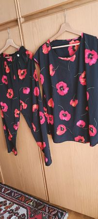 Completo pantalone e maglia con papaveri, taglia L/M