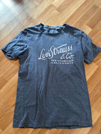 Levi Strauss T-Shirt, Gr. M, einf. Brustweite 45 cm
