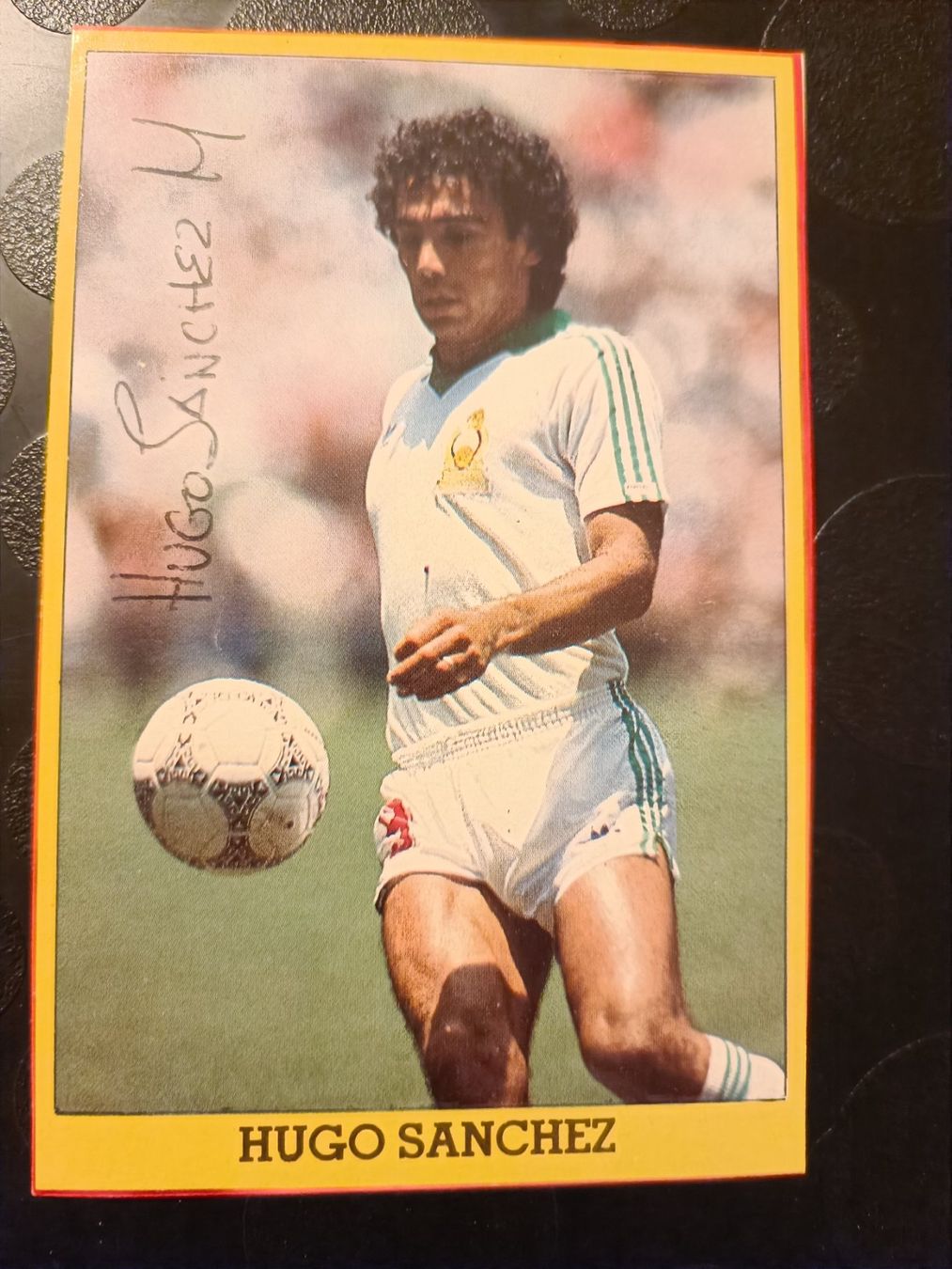 Autografi: Hugo Sanchez - handsigniert – Usato da Menziken venduto da Artographs