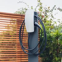 Tesla Wall Connector Gen 3 — Typ 2, 22 kW, 16 A