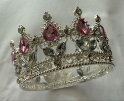 1 Stück Krone mit rosa Schmucksteinen 👑